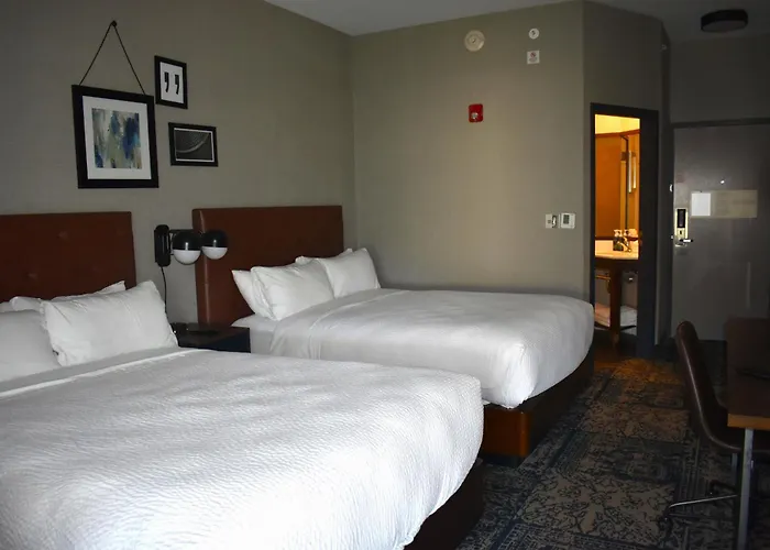 Hotel Four Points By Sheraton Chicago Westchester/oak Brook 3*
