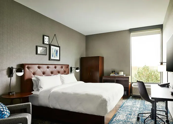 Four Points By Sheraton Chicago Westchester/oak Brook 3* Westchester