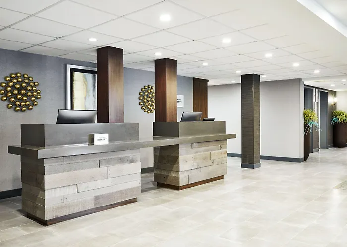 Отель Four Points By Sheraton Chicago Westchester/oak Brook 3*