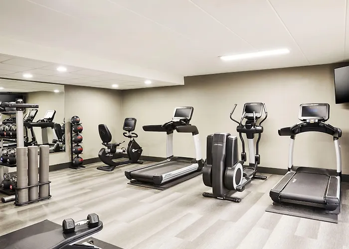 Four Points By Sheraton Chicago Westchester/oak Brook 3* Westchester