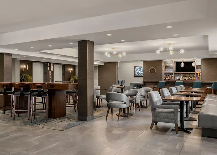 Four Points By Sheraton Chicago Westchester/oak Brook 3*